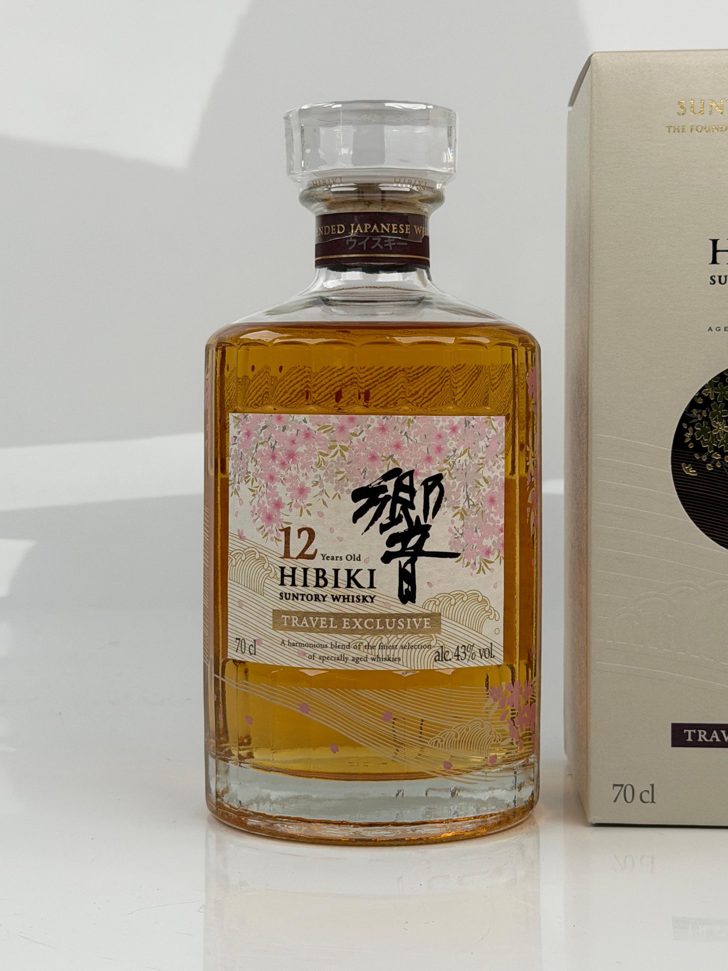 Hibiki 12 Years Travel Retail - Sakura Edition - 2026 43%vol. 0,7l
